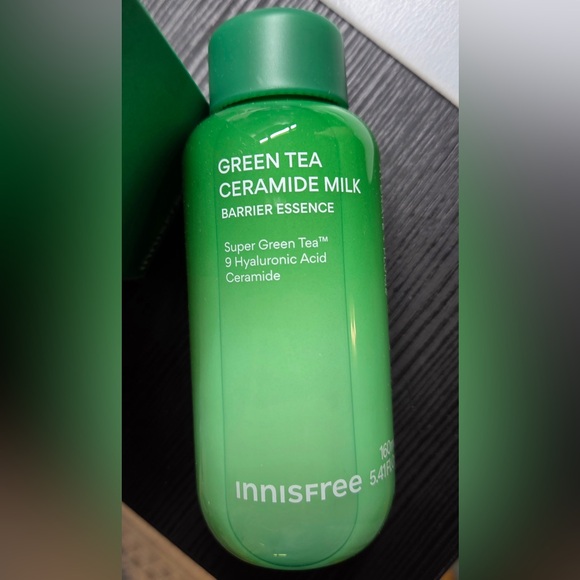 Innisfree Green Tea Ceramide Milk Toner - Refreshing Green - Picture 3 of 3